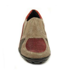 Vaneli Attie Wine